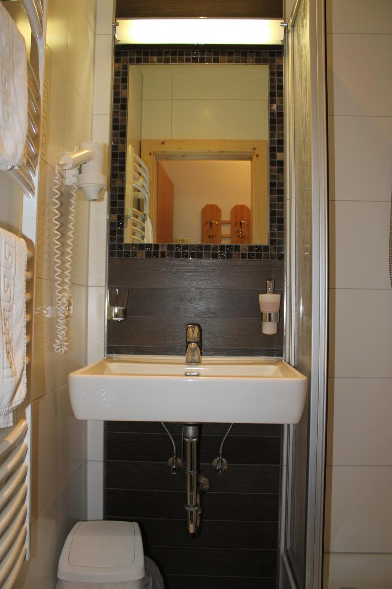Hotel Almtalerhof Traun Quarto foto